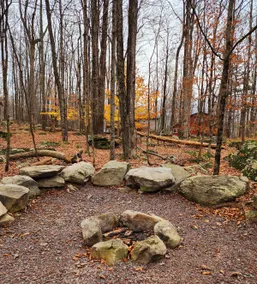 M&J's Hideaway - Image 4