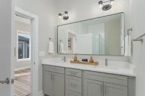 Southside Chatt Oasis 3BR, 3BA Townhouse! - Image 4