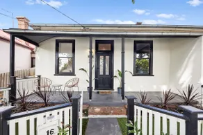 Heritage Hideaway | Walk to Station | Game Room - Image 2