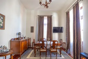 Era of Elegance: 1928 Classic Dwelling - Image 3