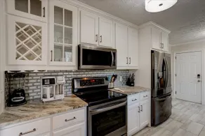 Serene Home by Covington Square - Image 4