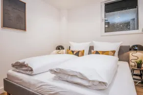 S331 - Luxurious two bedroom duplex apartment in cologne - Image 2