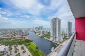 BeachWalk Resort penthouse 2 bed 2 bath 31 floor - Image 4