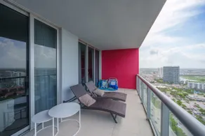 BeachWalk Resort penthouse 2 bed 2 bath 31 floor - Image 5