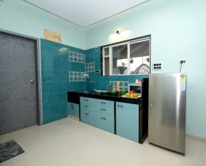 White Feather Apartment - Image 5