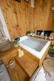 Jacuzzi Sauna privatif - La Cabanette Spa - Image 3