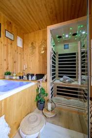 Jacuzzi Sauna privatif - La Cabanette Spa - Image 5
