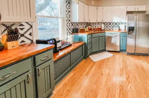 Blue Door Bungalow - Walkable to Downtown & IU - Image 4
