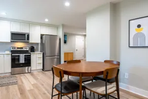 Urban Oasis w/ King Bed – 3 BR Near Duke - Image 4