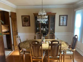 The Green House - Image 3