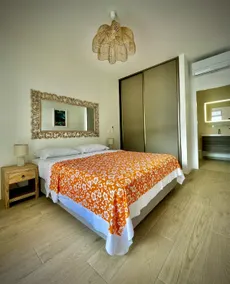 White Sand Villa - infinity pool - Image 5