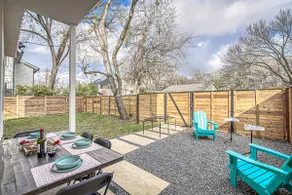 Stylish 2BR I Downtown Austin I Mins to ACL - Image 2