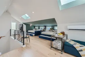 Dip into the 512! Custom Built w/Pool Blocks to DT - Image 5