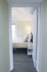 Charming Downtown 2 BR Apartment Steps from Downtown Mall - Image 3