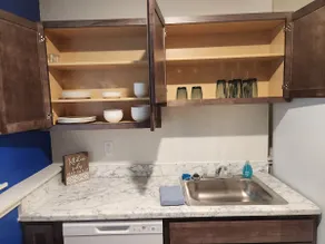 Lakers Self Catering Air Bnb Suite C - Image 3