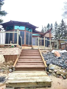Waterfront Getaway Hot Tub 3 Bdr - Image 2