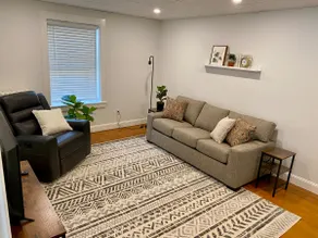 Historic Brick Home - 2nd Floor Apartment - Image 3