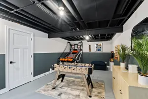 4mins DT | Hot tub+ Fire Pit | Game Room - Image 2
