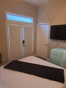 In Law Unit, 2 bedroom Suite. - Image 2