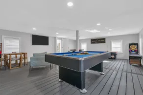 Large Seaside Home, Yard, Swim Spa, and Game Room. - Image 4