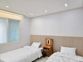Mind House # 38 pyeong # New Accommodation Gamcheon Culture Village #Free Parking# Up to 8 people in a private house #Balcony# Netflix - Image 3