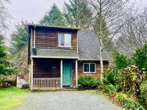Cozy Forest Cottage- with HOT TUB & King bed - Image 5