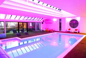 Entertainer's Estate - Image 2
