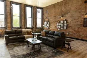 The Loft - Modern/Historic - 50% off Quail Ridge - Image 2
