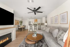 NEW Lakefront Getaway on TRL - Image 2
