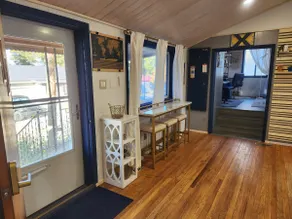Atomic City Cosmic Retreat - Pet friendly! - Image 3