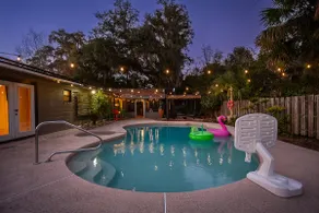 New! Saltwater Pool home, Hot Tub & Games! - Image 4