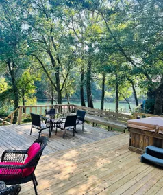 Riverside cabin with a HOT TUB! - Image 3