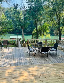 Riverside cabin with a HOT TUB! - Image 4