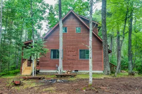 Secluded Northwoods Cabin · Canoe to the Chain - Image 2