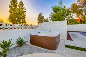 Pickleball Paradise | Court, Hot Tub & Games - Image 3