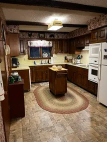 Harlan's Creek Stone Lodge - Image 5