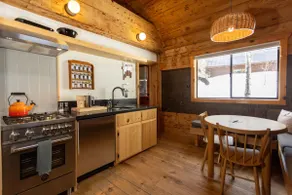Knotty Pine - Image 5