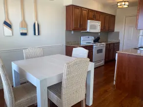 Cozy Monkey Island Townhome - Image 2