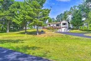Cozy 10-Acre Retreat near Adventures - Image 2