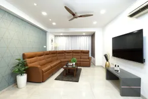 4 BHK Luxurious near Goregaon Exhibition center - Image 4
