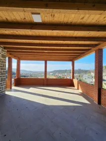 Uphill house. - Image 2