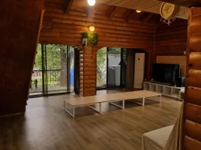 Group Room 2 - Image 5