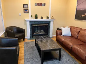 4 Bdrm Modern Home in Old Strathcona - Image 2