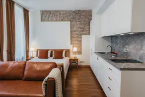 Cozy studio for two near Cathedral Square - Image 2