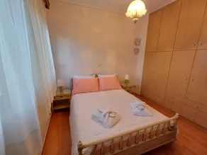 Mary's vintage house - Image 2