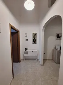 Shiva and Mia's little house - Image 5