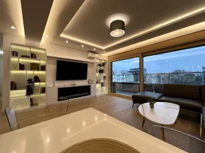 Austin Modern Penthouse in the heart of Belgrade - Image 2