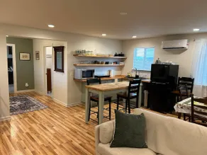 Quiet wine country cottage sleeps 4 - Pet Friendly - Image 4