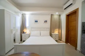Beautiful room near the beach - Image 4