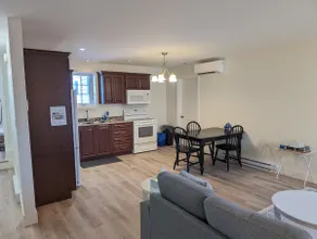 Springhouse Seaside Retreat 2-Bedroom on the Bay - Image 4